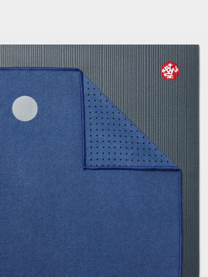 Manduka Yogitoes rSKIDLESS Mat Yoga Towel - Moon