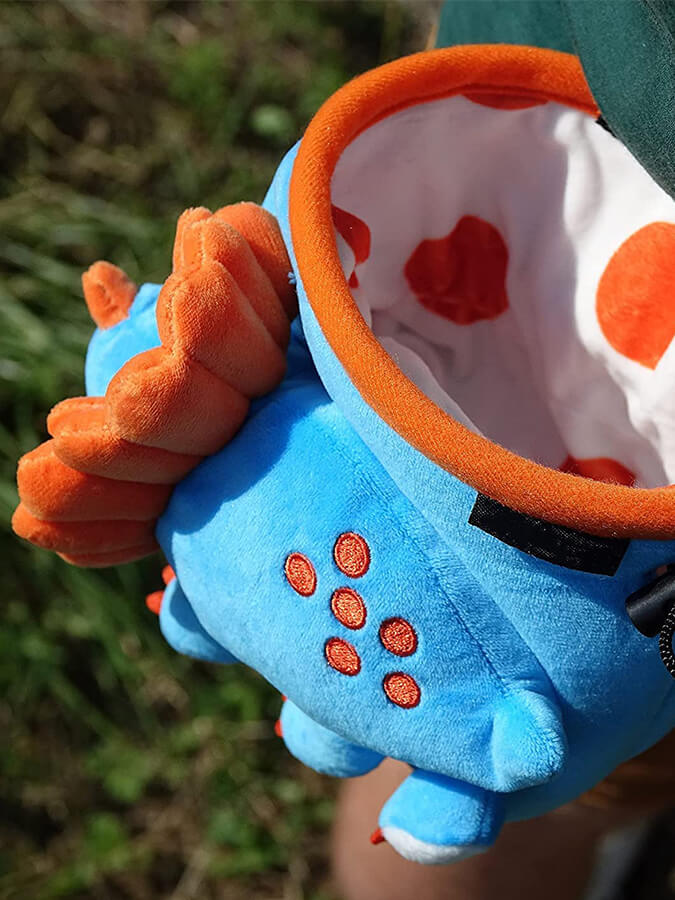 YY Vertical Chalk Bag