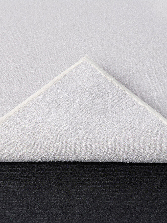 Manduka Yogitoes rSKIDLESS Mat Yoga Towel - Linen
